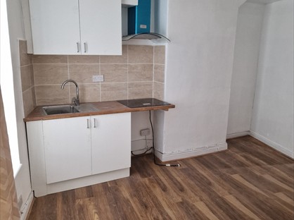 1 Bed Flat, Hyde Road, M18