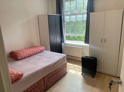 Room in a Shared Flat, South West London, SW8