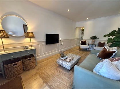 2 bed flat/apartment for rent in 2 Bed Flat, Fleet Road, GU51