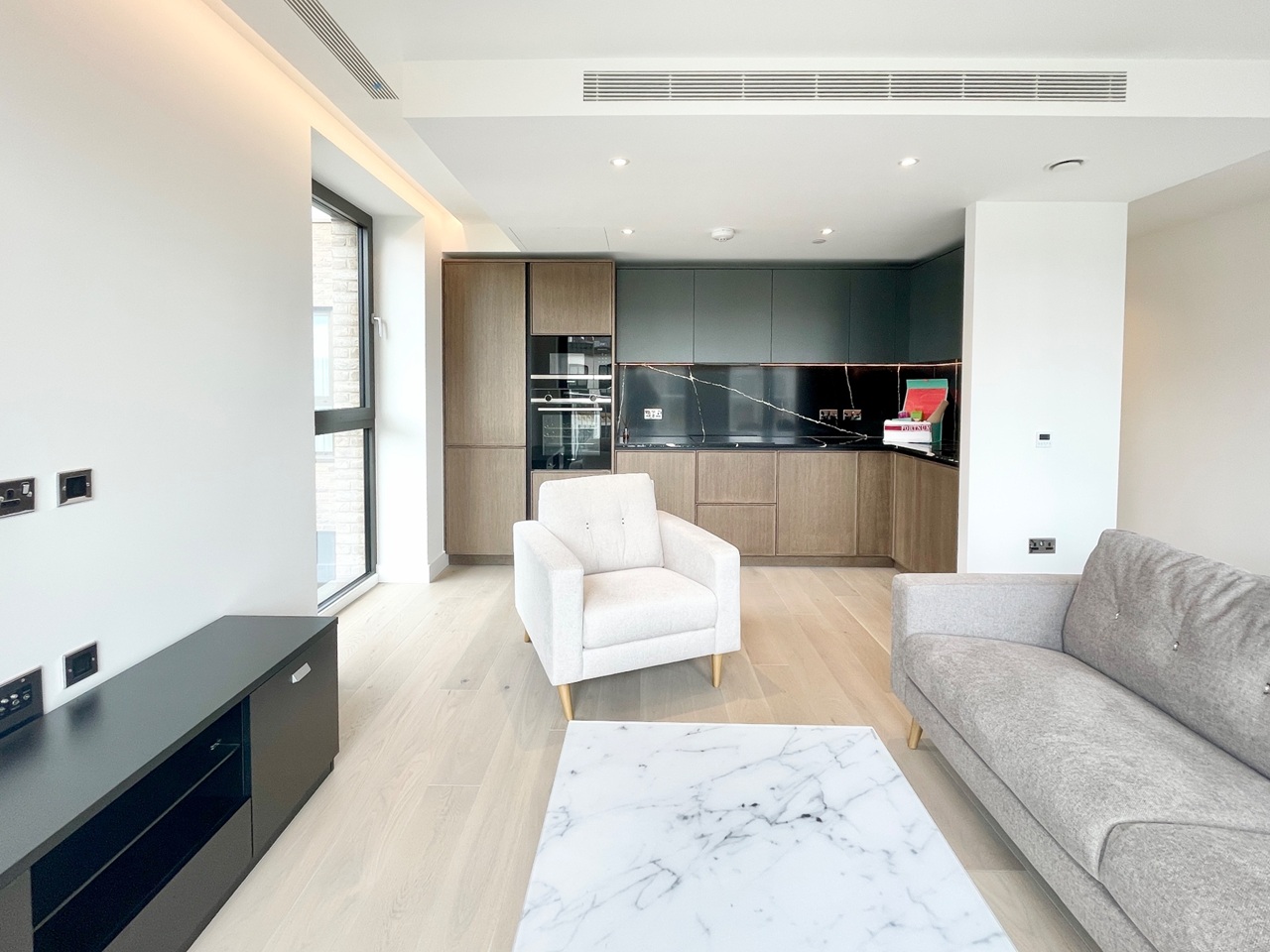 2 Bed Flat, Opus House, WC1X, N1 7GU photo 2