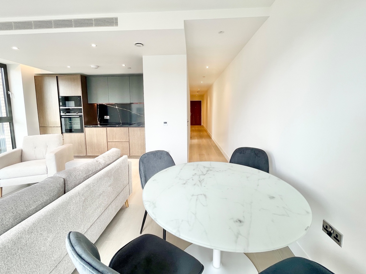 2 Bed Flat, Opus House, WC1X, N1 7GU photo 4