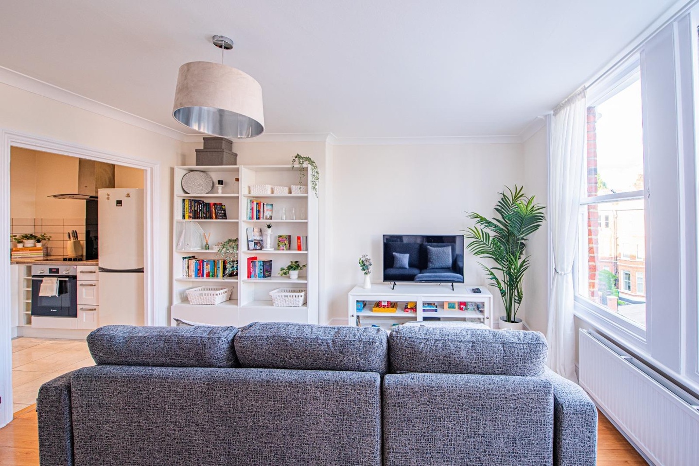 2 Bed Flat, Canfield Gardens, NW6 photo 3