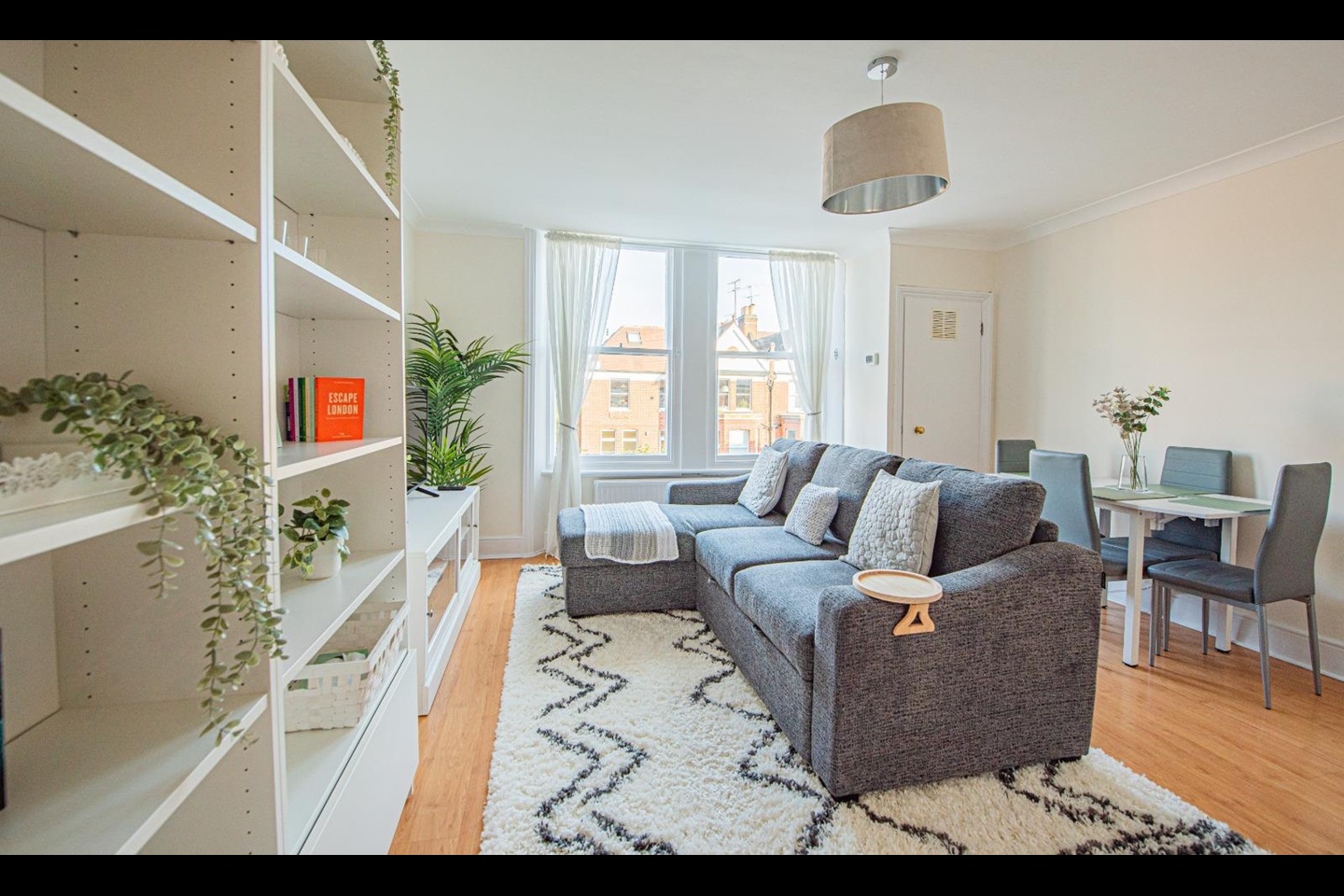 2 Bed Flat, Canfield Gardens, NW6 photo 5
