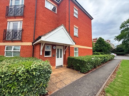 2 Bed Flat, Palgrave Road, MK42
