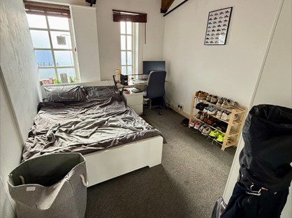 Room in a Shared Flat, Garratt Lane, SW18