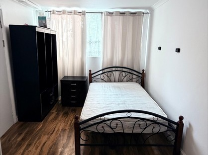 Studio Flat, Windmill Road, N18