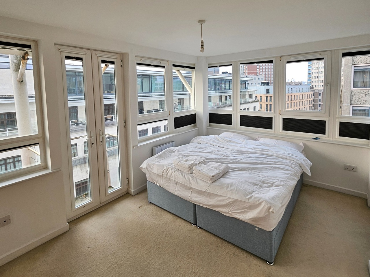 2 Bed Flat, St. Giles Court, BS1 photo 4