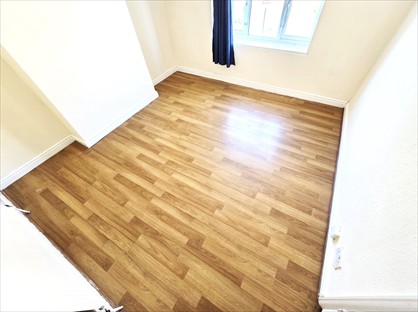 4 Bed Terraced House, Lonsdale Avenue, E6