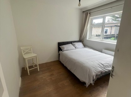 Studio Flat, Radcliffe Road, HA3