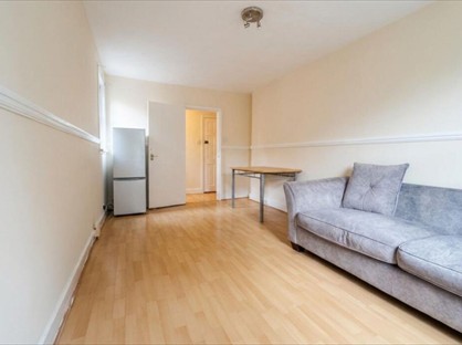 2 Bed Flat, Elliott Road, CR7