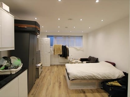 Studio Flat, Crystal Palace Road, SE22