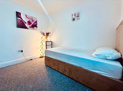 Room in a Shared House, Cotford Road Thornton Heath, CR7