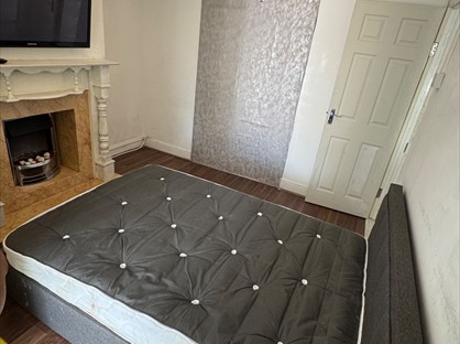 Room in a Shared House, Southfield Road, EN8