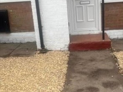 1 Bed Semi-Detached House, Fishguard Close, L6
