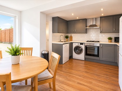 4 Bed Terraced House, Marle Hill Road, GL50