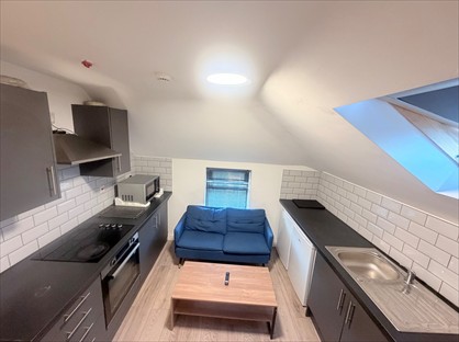 1 Bed Flat, Crwys Road, CF24