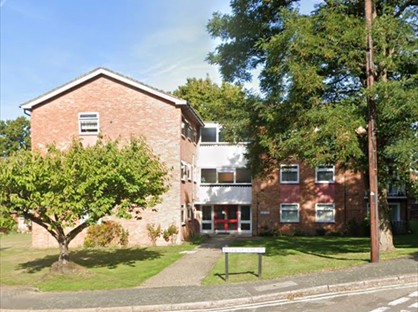 2 Bed Flat, Elleray Court, GU12