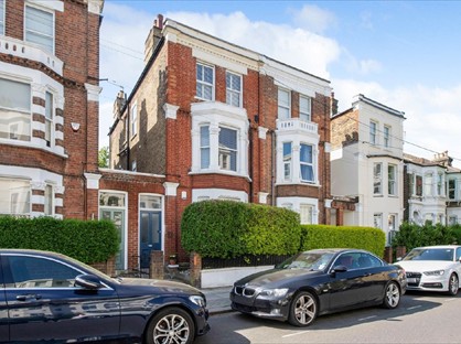 1 Bed Flat, Fawe Park Road, SW15