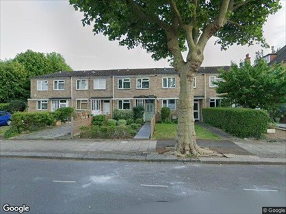 3 Bed Terraced House, Chartfield Avenue, SW15