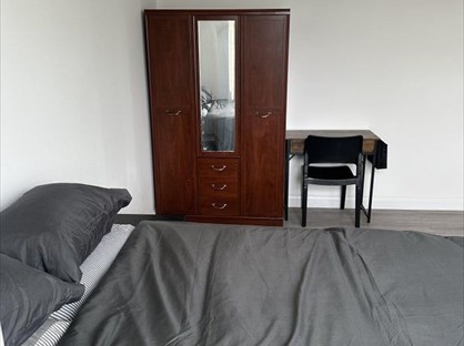 Studio Flat, Woodfield Road, TW4