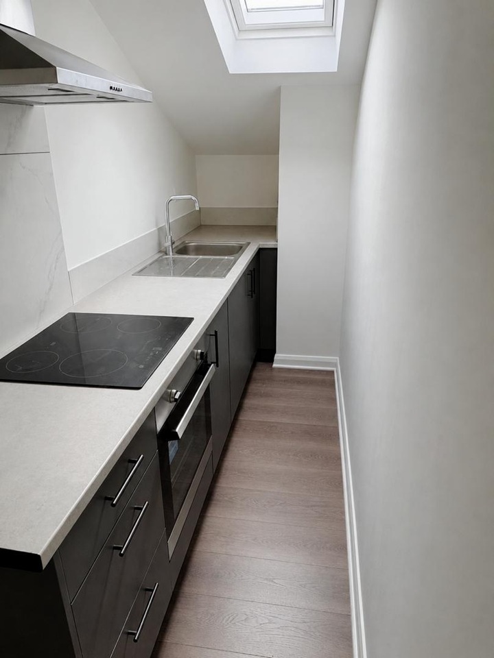 Studio Flat, Hills Road, CB2 photo 2