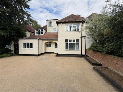 Studio Flat, Hills Road, CB2