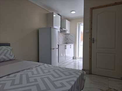 Studio Flat, Kenneth Road, LU2