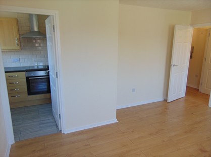 1 Bed Flat, Hadrians Court, PE2