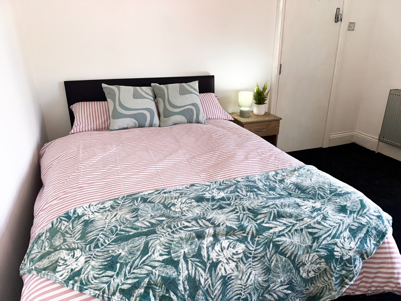 Room in a Shared House, Kings Road, B23