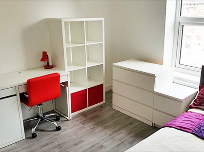 Room in a Shared House, Bradford Road, HD1