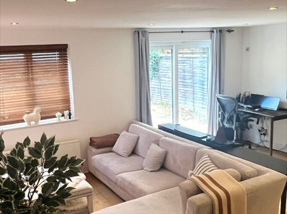 3 Bed Semi-Detached House, Mill Place, KT1