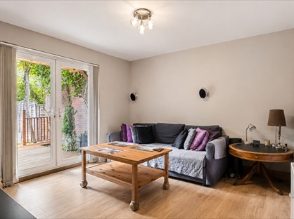 1 Bed Flat, Jade Close, E16
