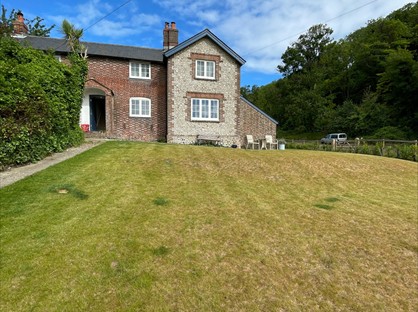 2 Bed Semi-Detached House, Brigdens Farm Cottages, BN8