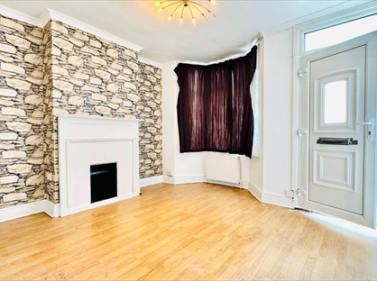 3 Bed Terraced House, Darnley Road, RM17