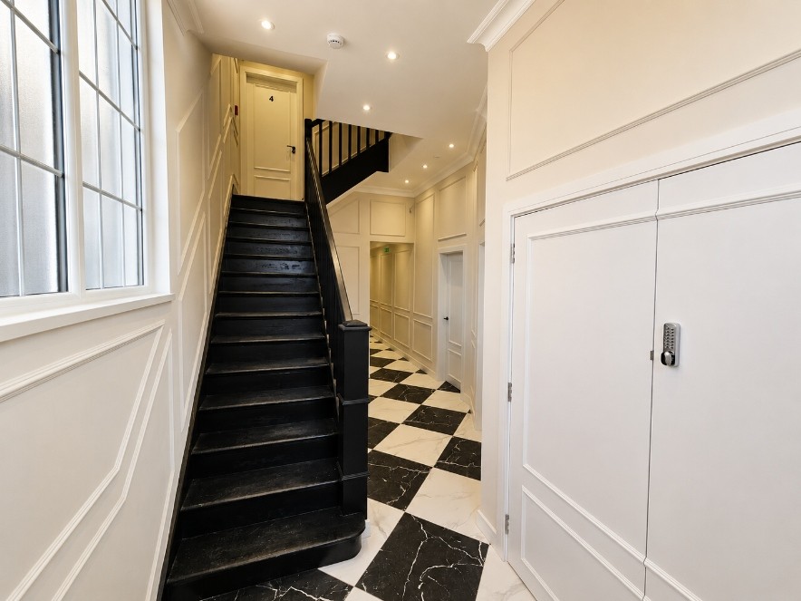 10 Bed Semi-Detached House, Earlsfield Road, SW18 — photo 7