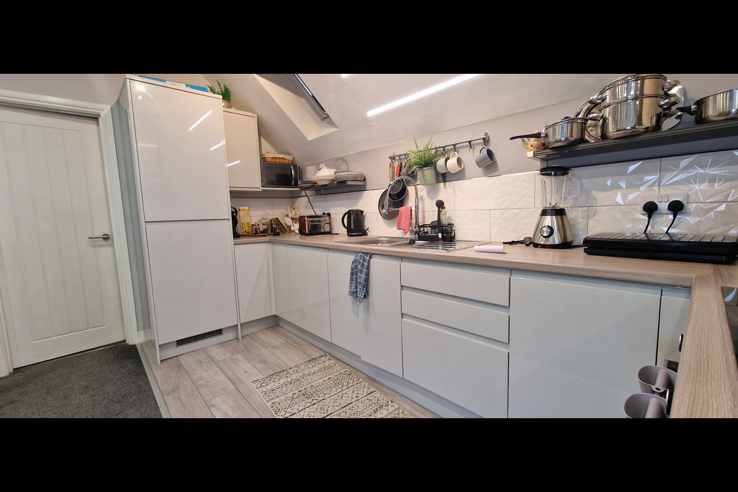 2 Bed Flat, Littleover, DE23 photo 4