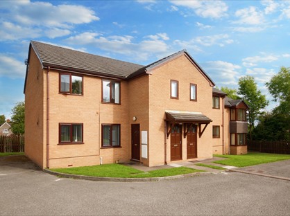 2 Bed Flat, Vicarage Hill, LL11