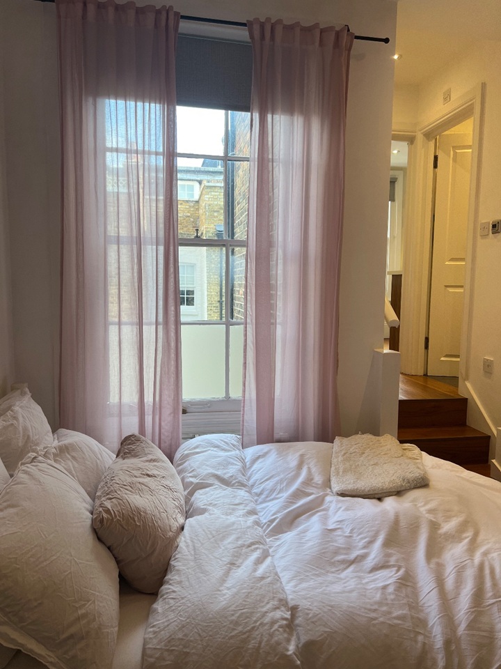1 Bed Flat, Winchester St, SW1V