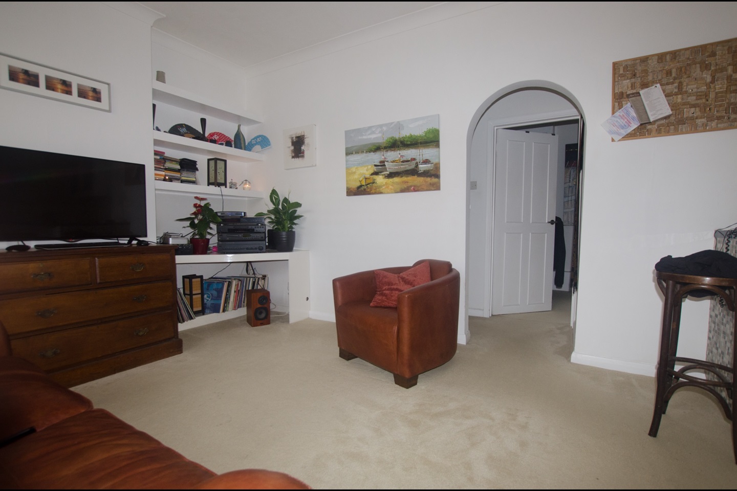 Hove 1 Bed Flat, Clarendon Road, BN3 To Rent Now for £1,175.00 p/m