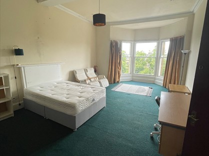 2 Bed Flat, Alfred Terrace, G12