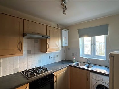 1 bed room for rent in Room in a Shared House, Limousin Way, TA6
