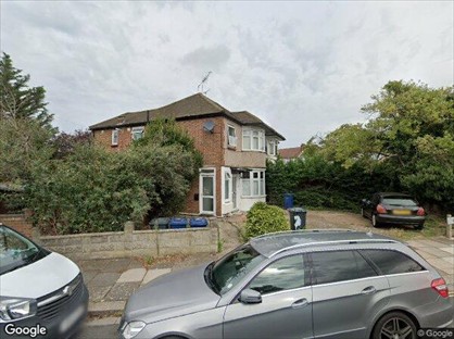 4 Bed Semi-Detached House, Birkbeck Avenue, UB6