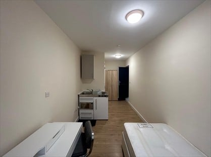 Studio Flat, Minterne Avenue, UB2
