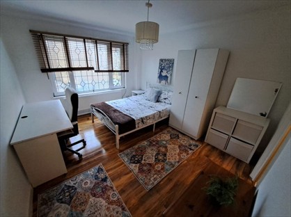 Room in a Shared Flat, Brabazon St, E14