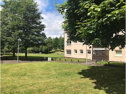 4 Bed Flat, St Mungo Avenue, G4