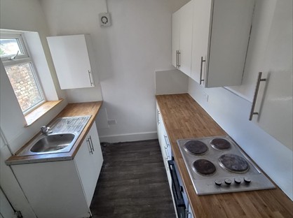 2 Bed Terraced House, Beverley St, M9