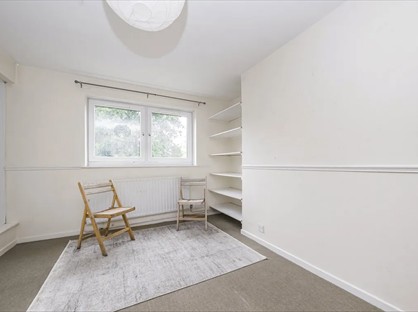 2 Bed Flat, Nursery Close, SW15