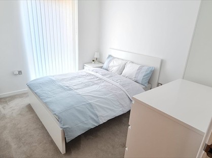 1 Bed Flat, Waterford Court, E14