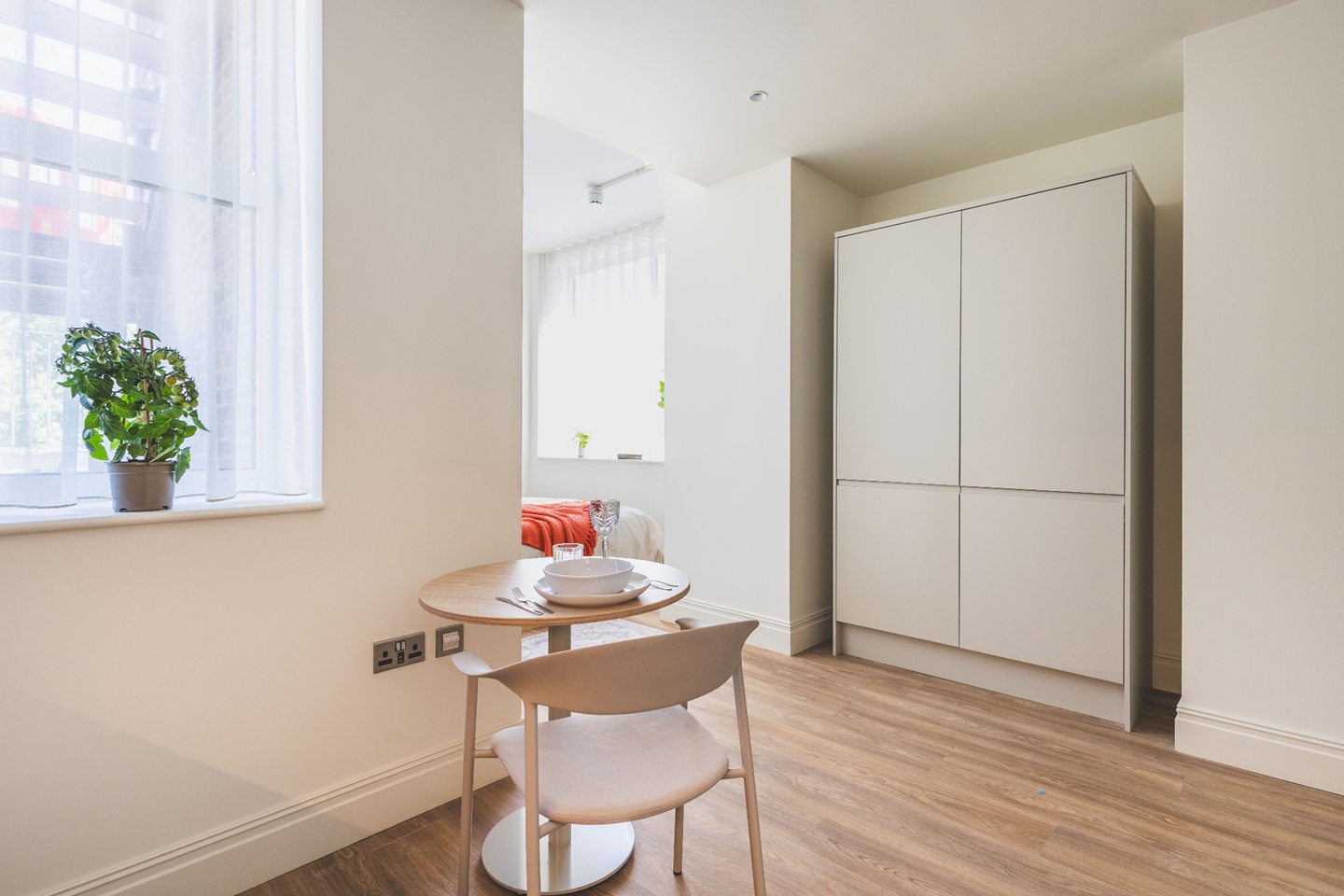 Studio Flat, Holborn, WC1R, N1 7GU photo 3