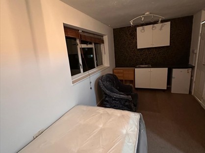1 Bed Flat, Hemery Road, UB6